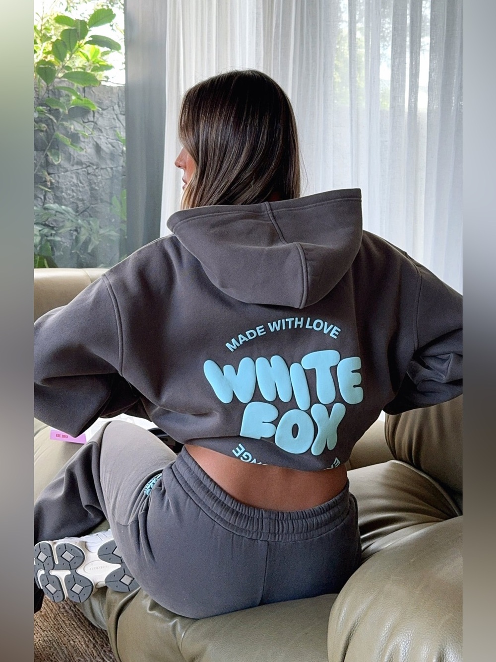 🐨 WHITE FOX HOODIE